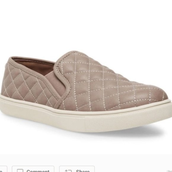 Steve Madden Shoes - Steve Madden Quilted Slip-On Ecentrcq sz 7